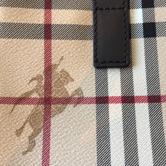 Classic Burberry Check Mini Tote - Picture 6 of 8